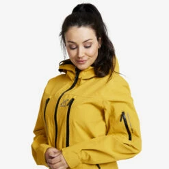 Whisper Jacket Women Lemon Curry -UK Clothing Shop 051cf656 8d5d 42d0 84a8 956887bd8245