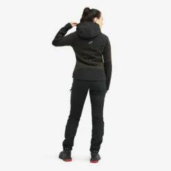 Wander Pro Wool Hoodie Women Dark Olive -UK Clothing Shop 131677d7 4ed4 4860 81d6 9f238c9aec8c