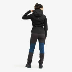 Wander Pro Wool Hoodie Women Charcoal Black -UK Clothing Shop 16fa8edf cbc0 4c6f a933 cb88499cf175