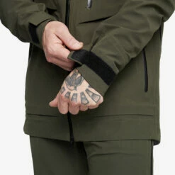 Cyclone LX Jacket Men Forest Night -UK Clothing Shop 1f8a4073 2afc 45f8 91b4 4349387ff9e1