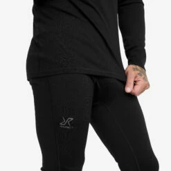 Mount Merino Trousers Men Black -UK Clothing Shop 2b9e13aa ed5d 4758 9fa9 0167557eae97