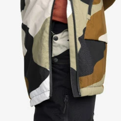 Halo 2L Insulated Ski Anorak Men Anthracite/Rubber -UK Clothing Shop 527734fe 6b98 4423 8337 cac64bd21d2b