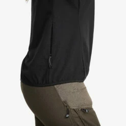 Pace Wind Jacket Women Black -UK Clothing Shop 61cc97ef 2523 420b b26d a0d4053a6b4d