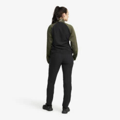 Pace Wind Jacket Women Forest Night -UK Clothing Shop 873da0e0 98c3 432c 96ef 45b4583f2fb5