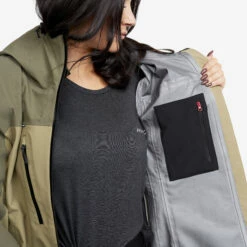 Silence Proshell Jacket Women Aloe -UK Clothing Shop 8f34e6ca d69b 4b63 9fcb a886e4e17507