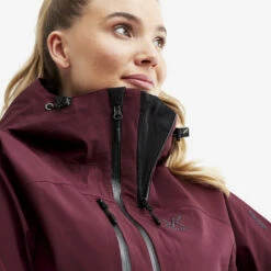 Cyclone Rescue Jacket 2.0 Women Burgundy -UK Clothing Shop 98ddfdc0 d91f 47a1 a25b 06fa1636d58d