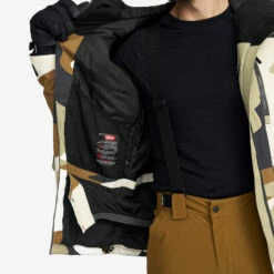 Halo 2L Insulated Ski Jacket Men Anthracite/Rubber -UK Clothing Shop a4b0cc61 905f 435c a25f 69d27c7fd30e