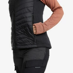 Radical Insulate Vest Women Black -UK Clothing Shop d5f1e9a1 0130 42a3 b102 992c8d80b15d
