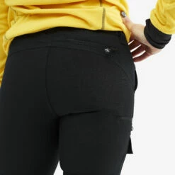 Nordwand Short Trousers Women Jetblack -UK Clothing Shop ddeeecfe 1deb 4022 a2c3 b024cb82b423