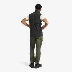 Essential Fleece Vest Men Black -UK Clothing Shop e1eb6330 34d5 4f87 89b5 01676fb2b487